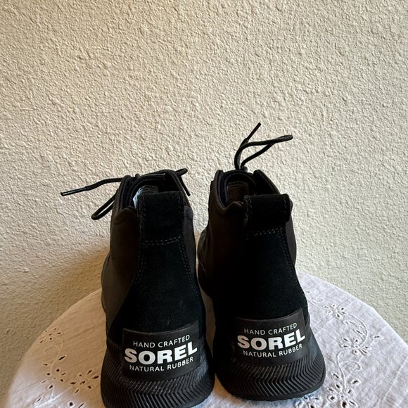 Sorel "Out N About III Waterproof Boots \\ Size 39 (8) // All Black - Picture 13 of 15